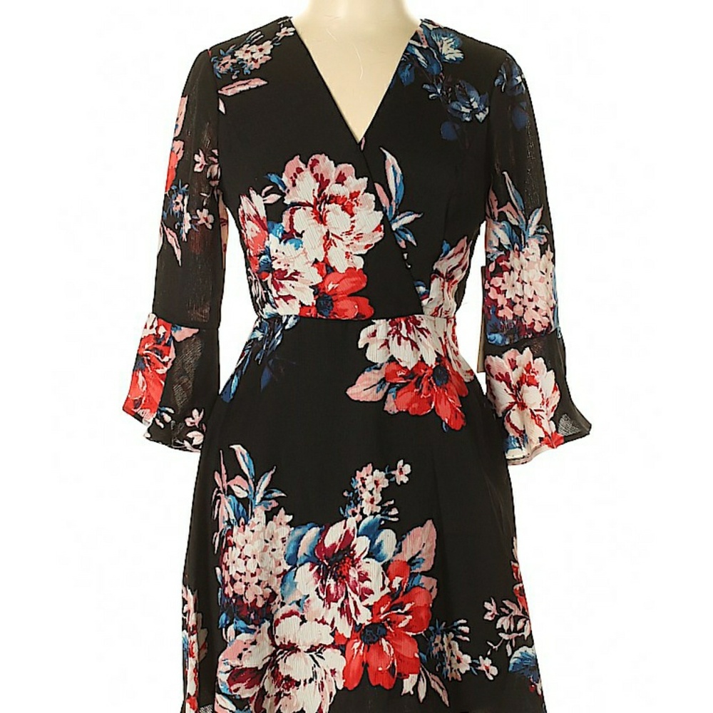New Long sleeve dress